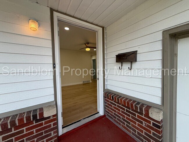 Foto del edificio - For Lease | Midtown Tulsa | Available Now!