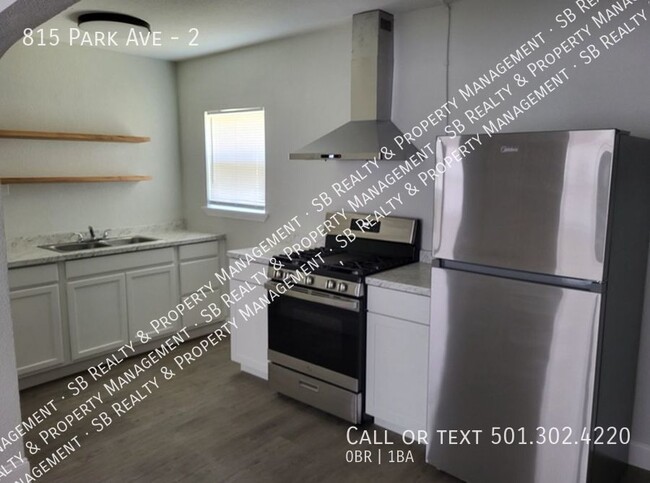 Building Photo - Studio Apartment
