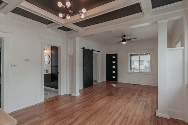 Foto del edificio - 1630 S 27th St