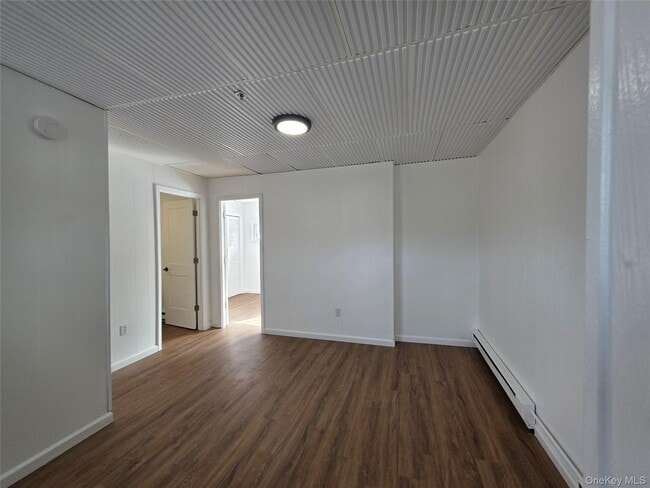 Building Photo - 1265 US-6