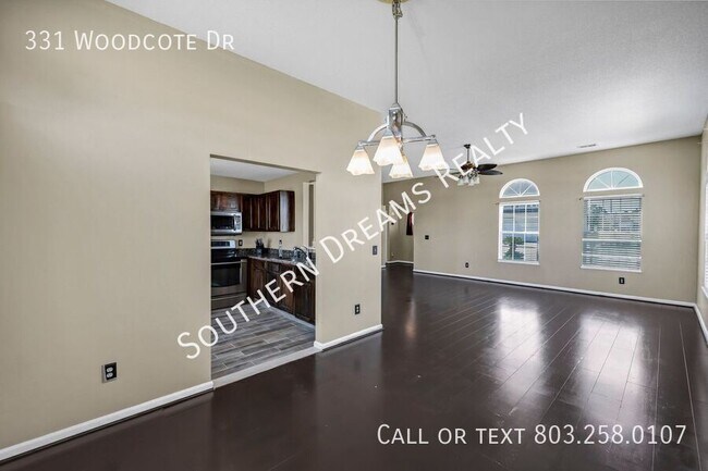 Foto del edificio - 331 Woodcote Dr