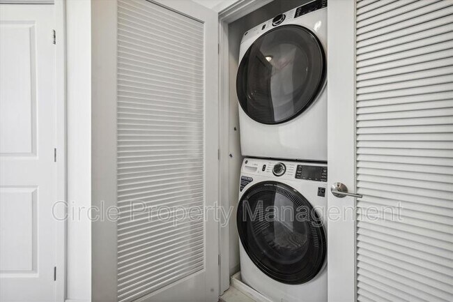 Foto del edificio - 10755 Fairgrounds Dr