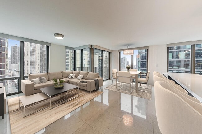 Building Photo - 2 E Erie St