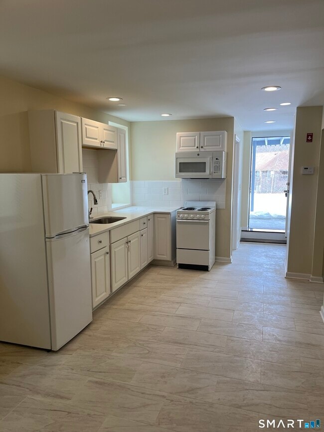 Building Photo - 49 New St