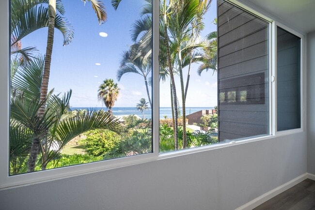 Foto del edificio - Epic Ocean-View 1bd at Makaua Village — Fully Renovated, Furnished, 2 Parking
