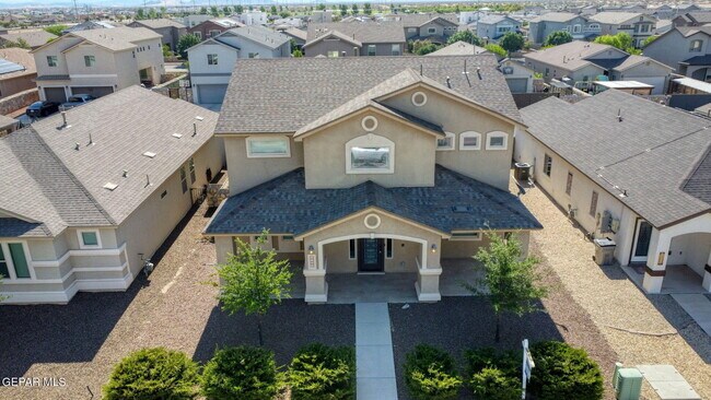 Foto del edificio - 2124 Thomas Lackland St