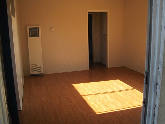 Building Photo - 855 Embarcadero Del Mar