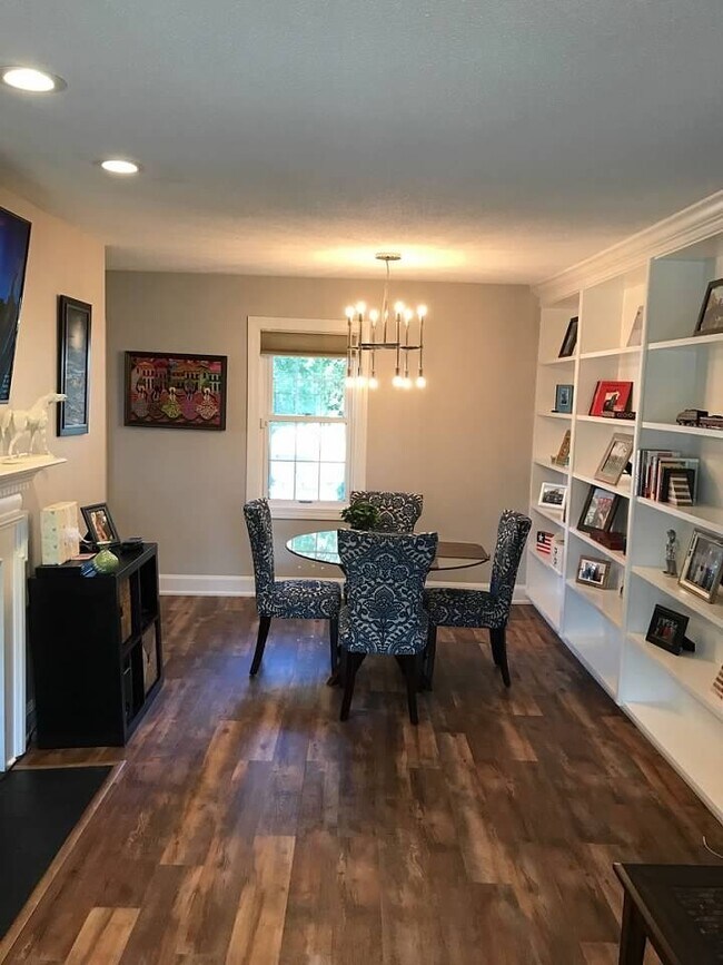 Dining Room - 155 Clark St