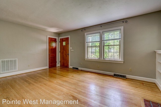 Building Photo - 3 br, 2 bath House - 1105 Kentwood Drive