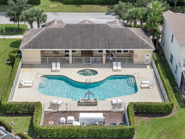 Foto del edificio - 3-Bedroom Townhome with Private Pool | Mas...