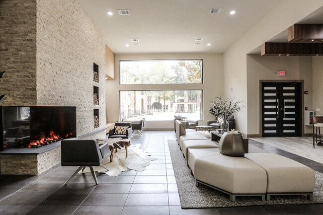 Building Photo - Ashford Lakes