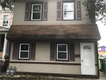 Primary Photo - 444 20th St