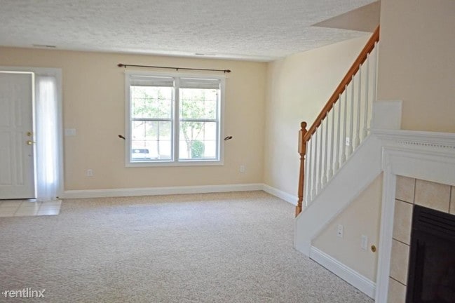 Building Photo - 655 Oak Tree Blvd NW