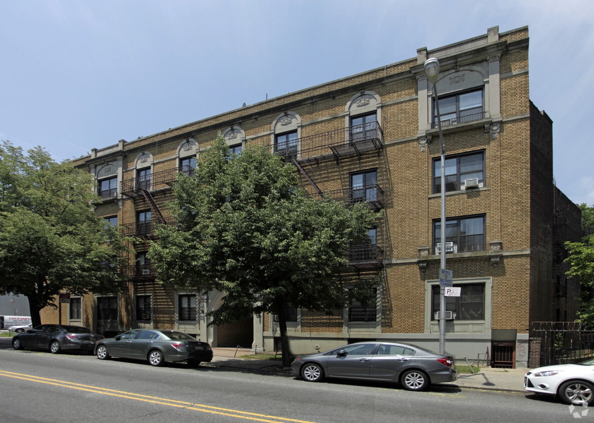 Foto del edificio - 633 E 16th St