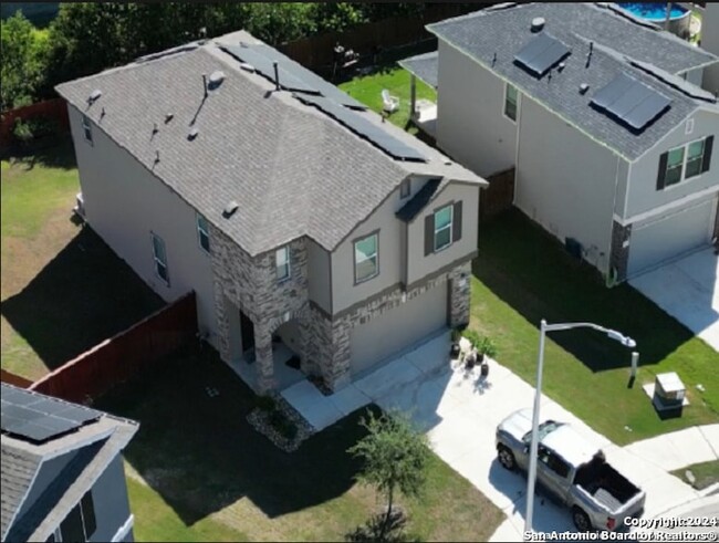 Building Photo - 4801 Park Gln