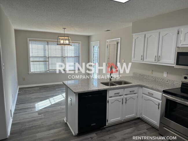 Foto del edificio - Beautiful 3/2 Home In Collierville Now Ava...