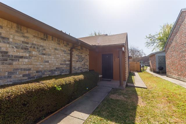 Building Photo - 7226 Pineberry Rd