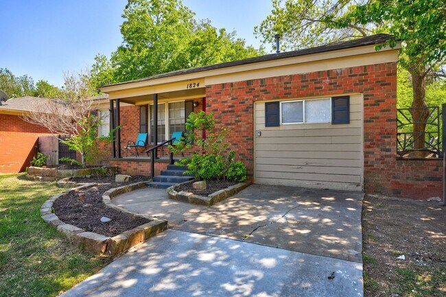 Foto del edificio - 1824 Andover Ct