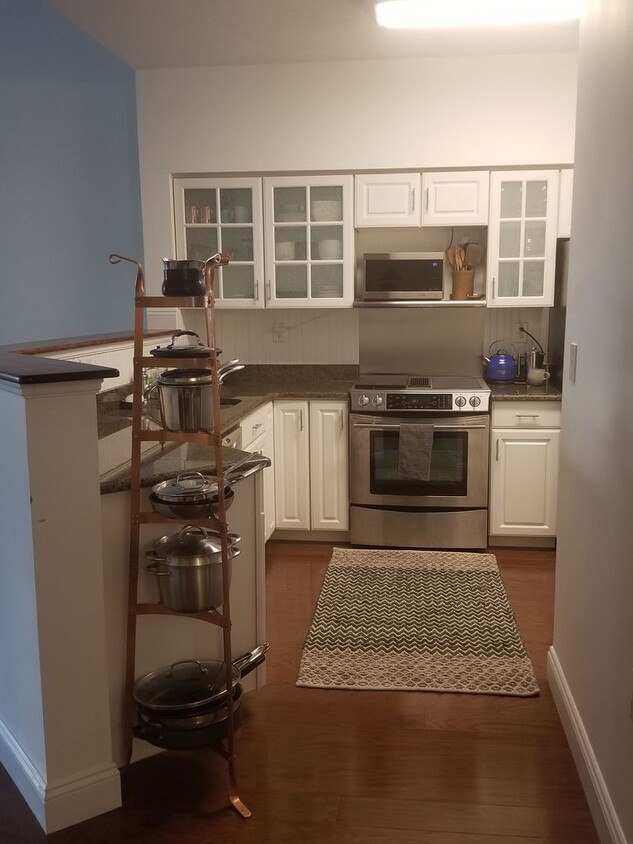 1 Bedroom Available Now- $1880 - 1 Bedroom Available Now- $1880