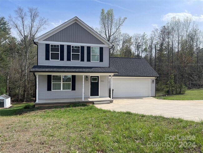 Building Photo - 1711 Greenbrooke Rd