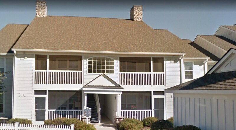 Primary Photo - 2797 South Knightsbridge Circle