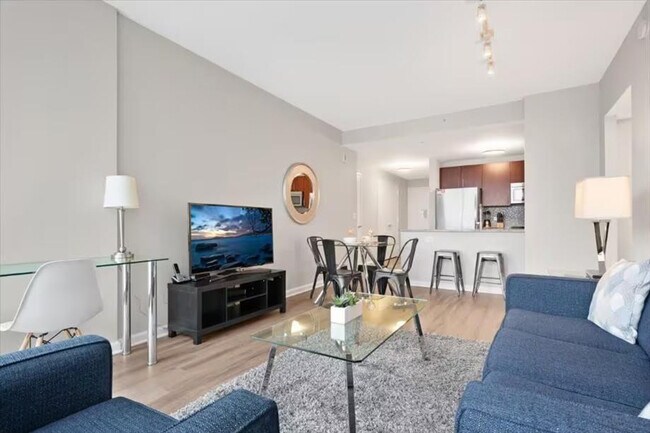 Foto del edificio - 48 Washington Blvd