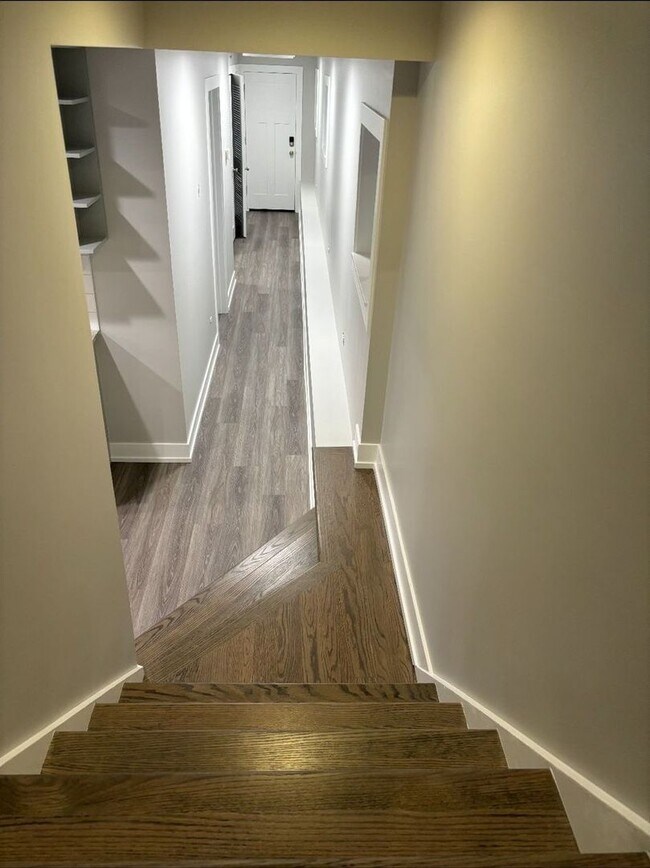 Foto del edificio - 3640 N Troy St