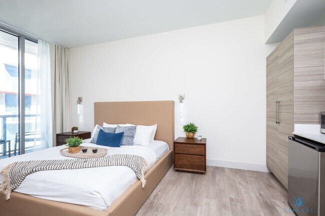 Foto del edificio - 777 N Ocean Dr