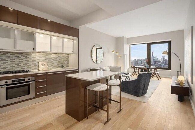 Building Photo - 1 bedroom in New York NY 10005