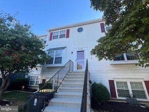 Building Photo - 11226 Hannah Way