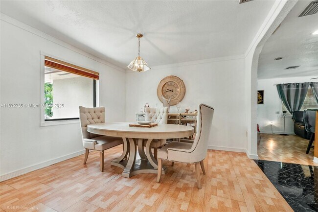 Foto del edificio - 9321 SW 165th St