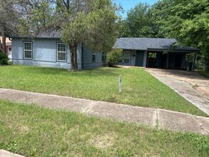 Building Photo - 1111 Jacqueline St
