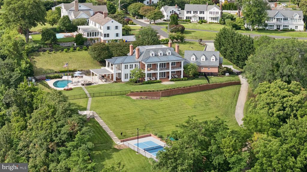 Foto principal - 1932 Carrollton Rd