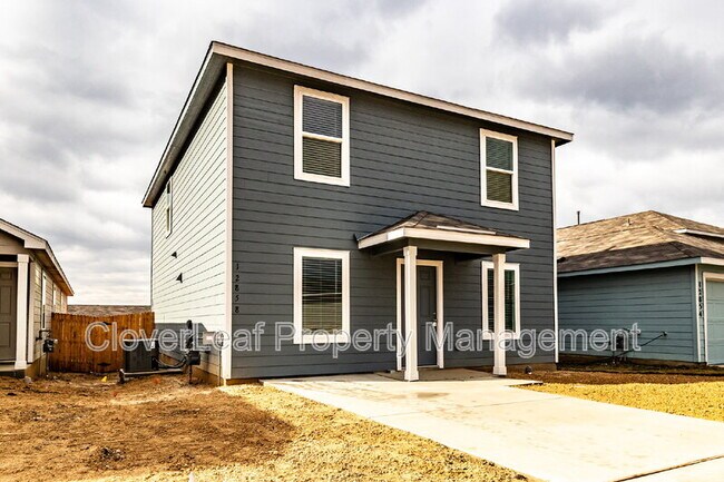 Foto del edificio - 12858 Ratcliff Lk