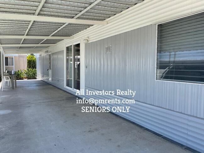 Building Photo - 141 Douglas Dr