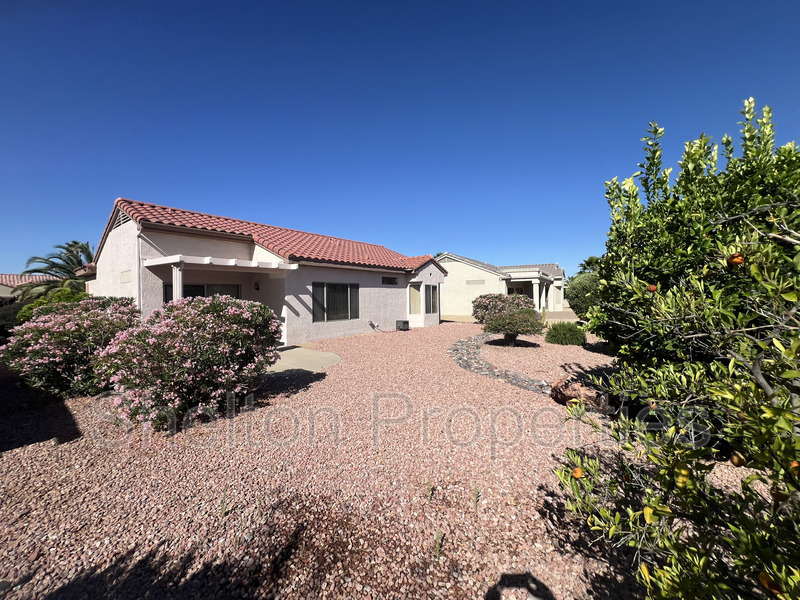 Foto del edificio - 16216 W Mountain Pass Dr
