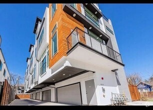 Building Photo - 4223 Delano Pl