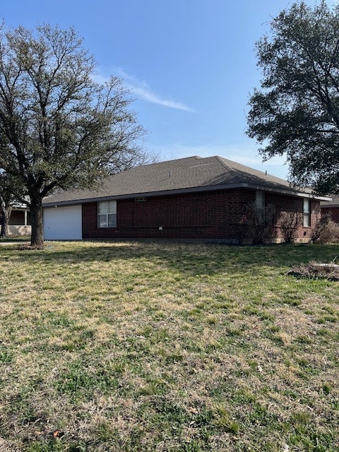 Side view - 1749 Lincoln Dr