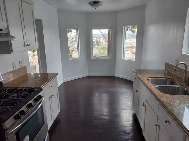 Foto del edificio - 4174 Woolwine Dr