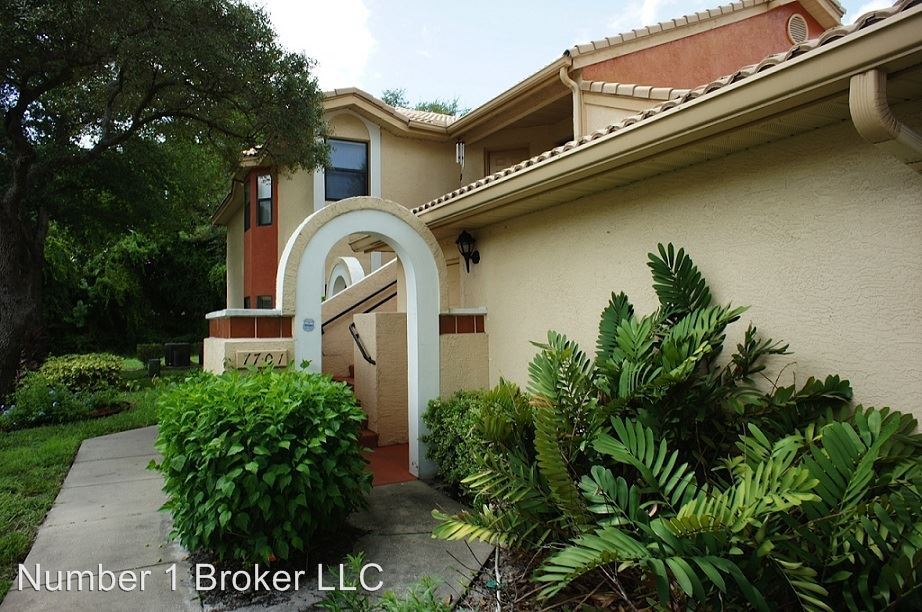 Foto principal - 7701 Sugar Bend Dr