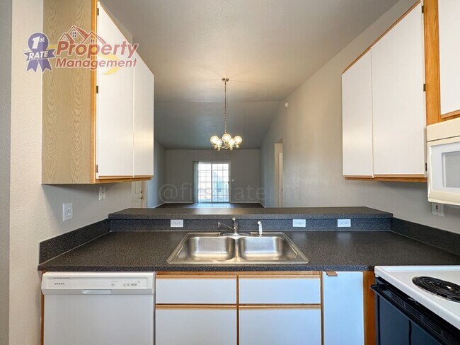 Foto del edificio - 40 E King St