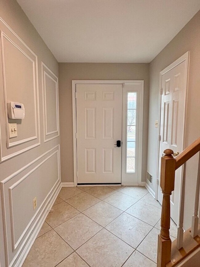 Photo - Beautiful 3 level garage townhome