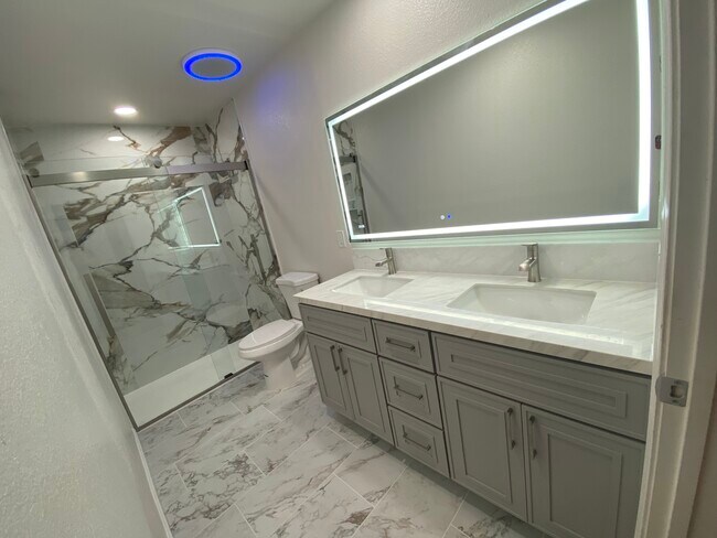 Building Photo - 6409 Pine Meadow Cir