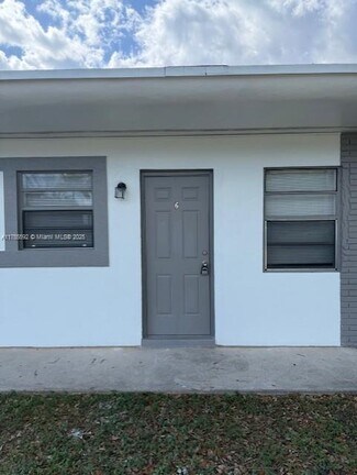 Building Photo - 2554 NW 14th St