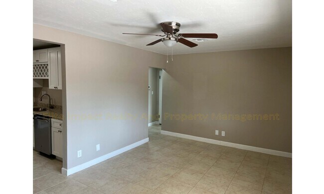 Building Photo - 2637 N Wilson Ave