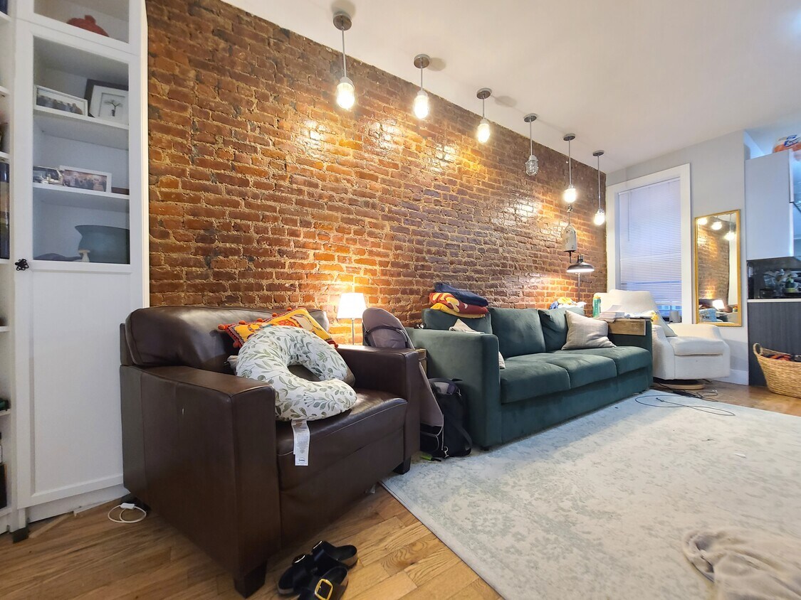 Foto principal - 1180 Halsey St