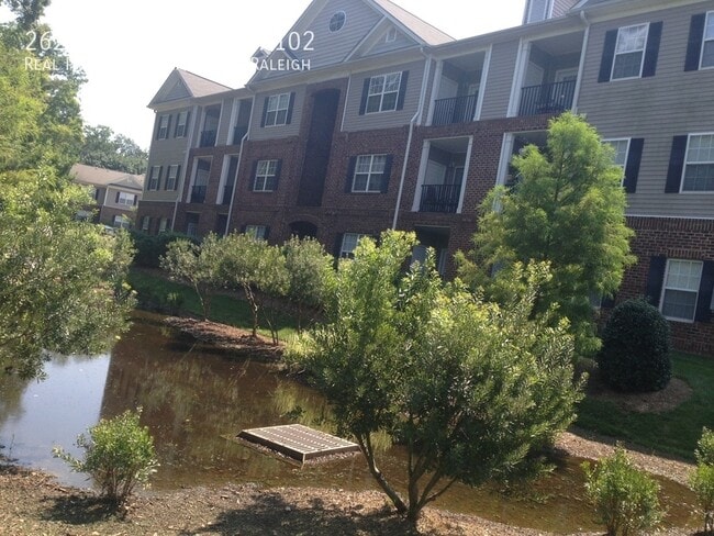 Building Photo - 2621 Oldgate Dr