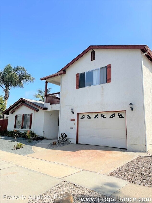 Primary Photo - 5 br, 4 bath House - 2912 Luna Avenue