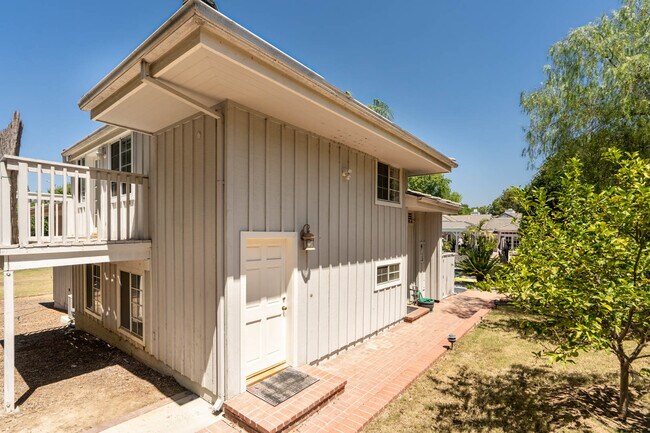Building Photo - 17096 Lassen St