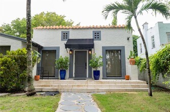 Building Photo - 5938 NE 5th Ave